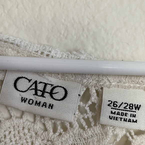 CATO Top - Picture 3 of 10